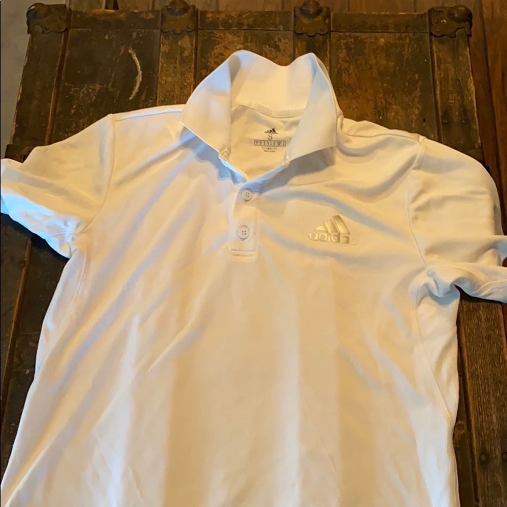 Adidas golf shirt. Men’s size s. Like new.
